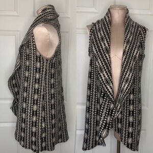 MOTH Wool Vest- Black and White Patterned Women's Sweater Vest Size XS-S